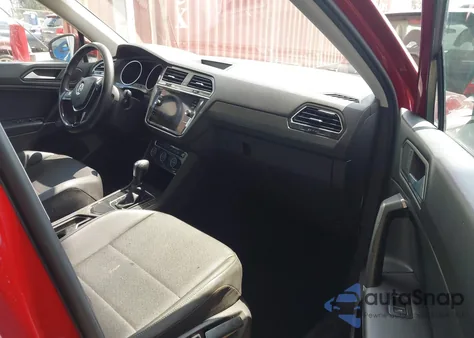 2020 Volkswagen Tiguan 2.0T Se/2.0T Se R-Line Black/2.0T Sel из США, поврежденный, VIN 3VV3B7AX0LM095321